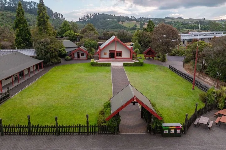 Rotorua: Te Rā Guided Experience + Haka — photo 4