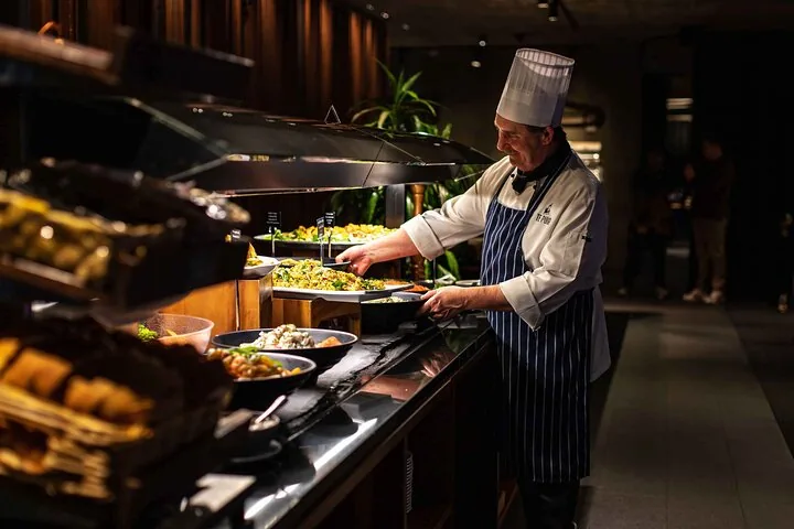 Te Puia: Te Pō Indigenous Evening Experience with Dinner — photo 2